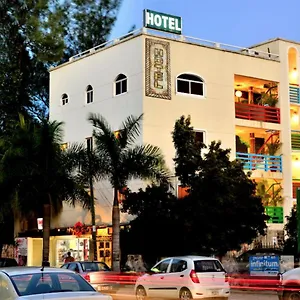 3* מלון Santa Croce -